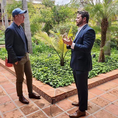 Dan Crenshaw and SDSU College Republican's President Oliver Krvaric meet